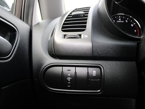 Used 2017 Kia Forte LX FWD image 11