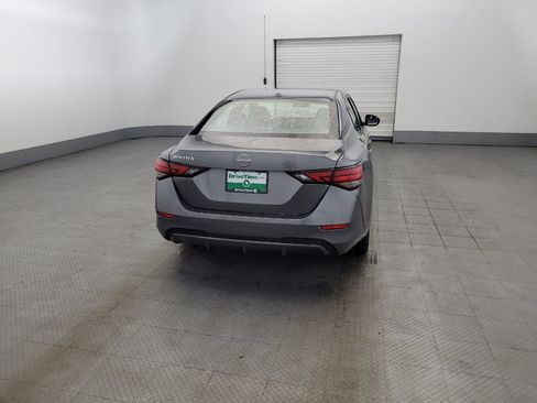 Used 2025 Nissan Sentra SV FWD image 7