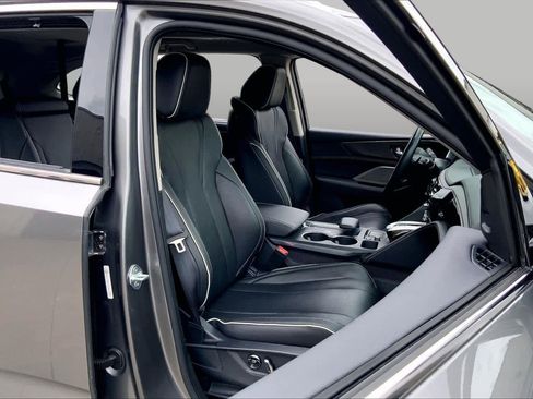 Used 2023 Acura MDX SH-AWD w/ Advance Package image 9