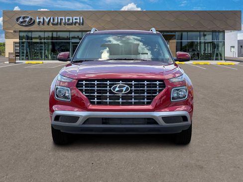 Certified 2025 Hyundai Venue Limited image 23