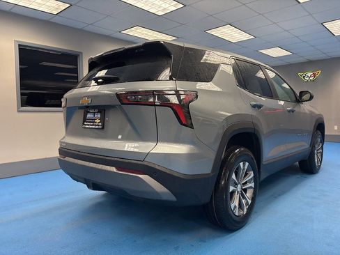 New 2026 Chevrolet Equinox LT w/ Convenience Package II image 3