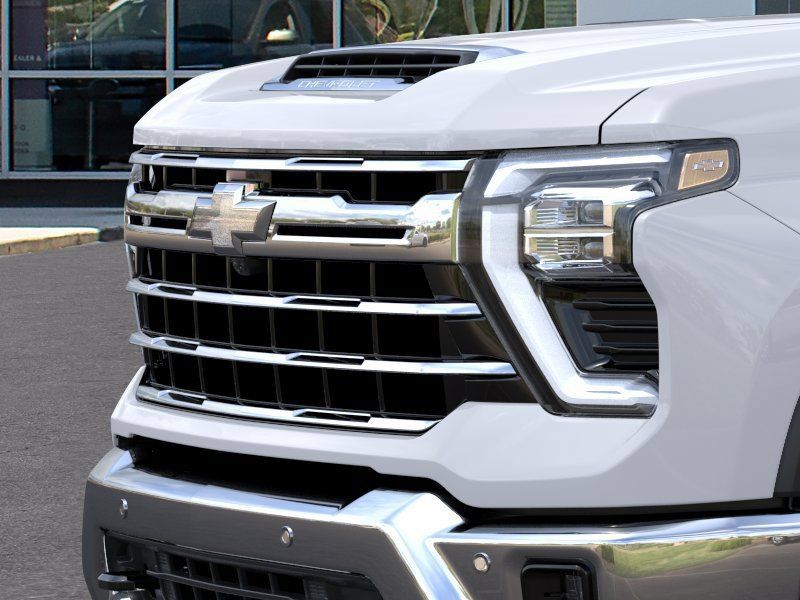 New 2026 Chevrolet Silverado 2500 LTZ w/ LTZ Premium Package AWD/4WD image 13