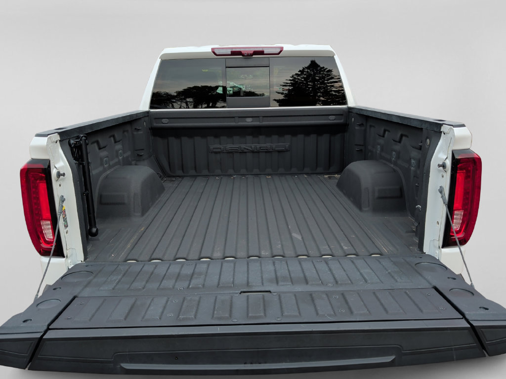 Used 2023 GMC Sierra 1500 Denali w/ Technology Package AWD/4WD image 38