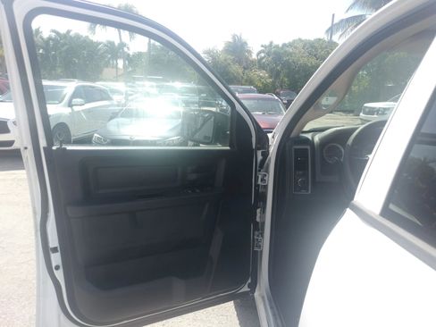 Used 2014 RAM 1500 Tradesman w/ Exterior Appearance Group RWD image 12