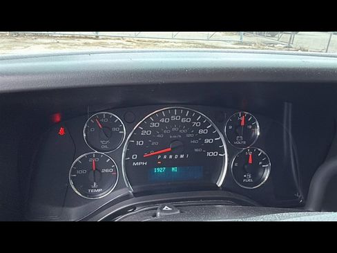 Used 2024 Chevrolet Express 2500 w/ Driver Convenience Package RWD image 13