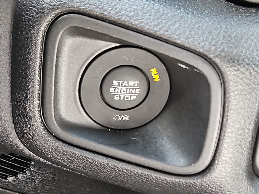 Used 2024 Jeep Wrangler Unlimited AWD/4WD image 21