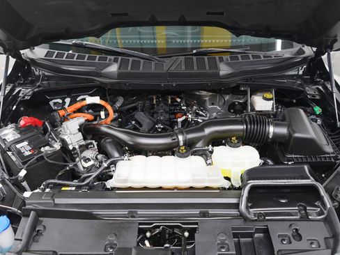 Used 2024 Ford F150 XLT w/ Mobile Office Package image 30