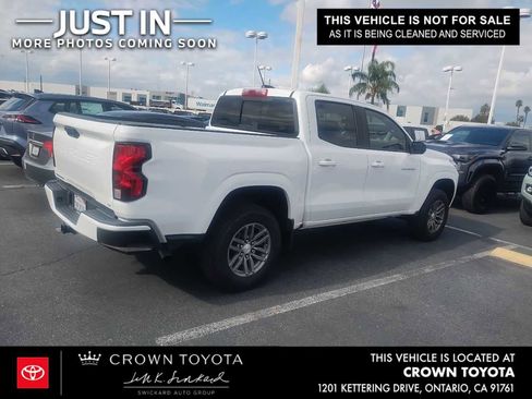Used 2024 Chevrolet Colorado LT w/ LT Convenience Package image 2