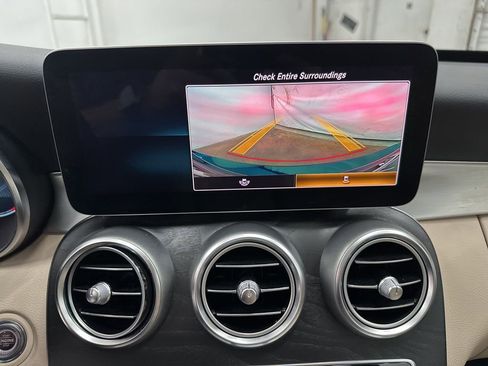 Used 2019 Mercedes-Benz C 300 Sedan image 17