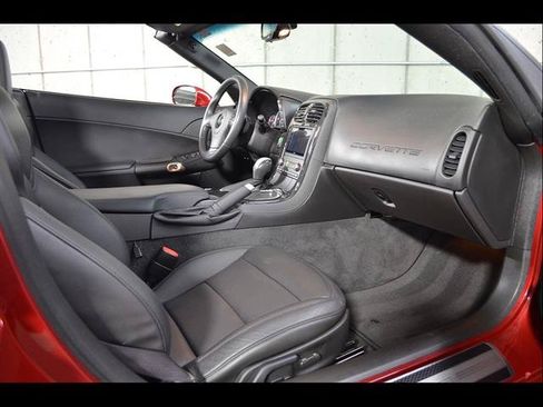 Used 2012 Chevrolet Corvette Grand Sport w/ 2LT Preferred Equipment Group RWD image 18