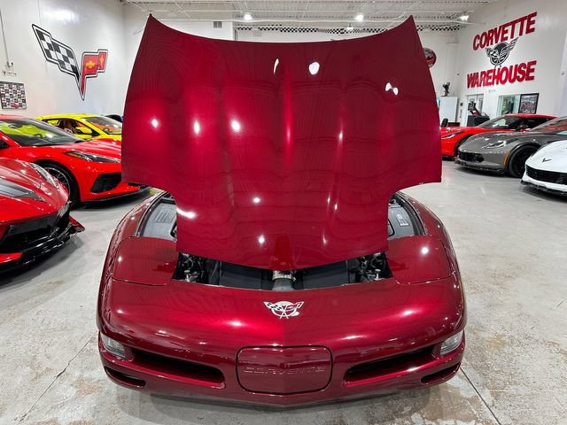 Used 2003 Chevrolet Corvette Coupe w/ Preferred Equipment Group RWD image 26