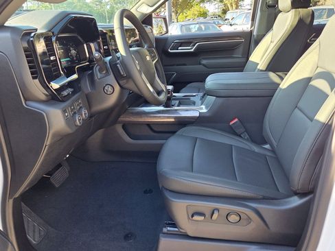 New 2026 Chevrolet Silverado 1500 LTZ w/ LTZ Premium Package AWD/4WD image 14