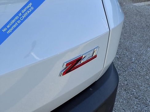 Used 2024 Chevrolet Traverse Z71 image 10