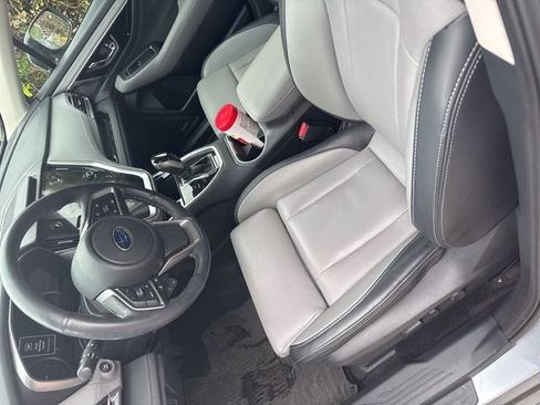 Used 2022 Subaru Outback Limited AWD/4WD image 7