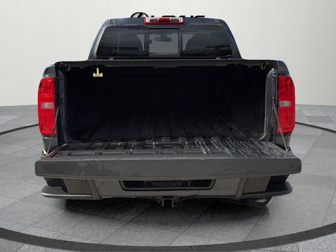 Used 2018 Chevrolet Colorado Z71 w/ Centennial Edition image 15