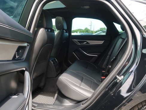 Used 2024 Jaguar XF R-Dynamic SE AWD/4WD image 19