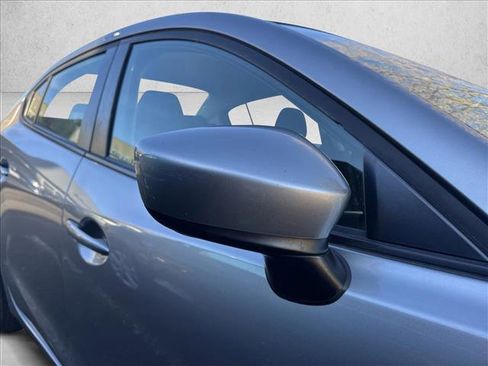 Used 2015 MAZDA MAZDA3 i Sport image 11