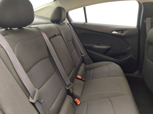 Used 2017 Chevrolet Cruze LT w/ Convenience Package FWD image 19