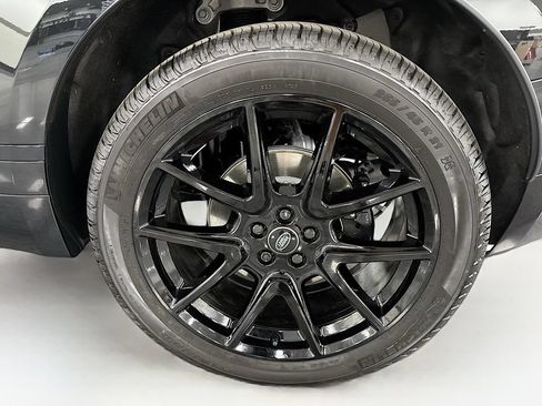 Used 2026 Land Rover Range Rover Velar Dynamic SE AWD/4WD image 31