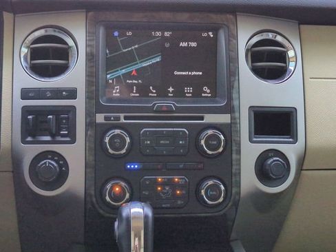 Certified 2017 Ford Expedition Limited w/ Equipment Group 301A image 18