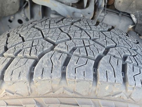 Used 2019 Ford F150 XLT image 6