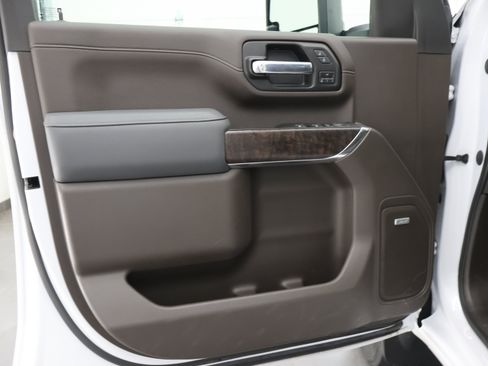 Used 2022 GMC Sierra 3500 Denali w/ Denali Ultimate Package AWD/4WD image 50