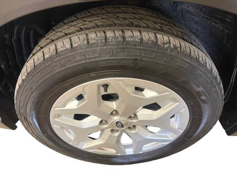 Used 2019 Subaru Forester w/ Alloy Wheel Package AWD/4WD image 8