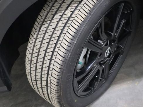 Used 2022 Nissan Kicks SR FWD image 38