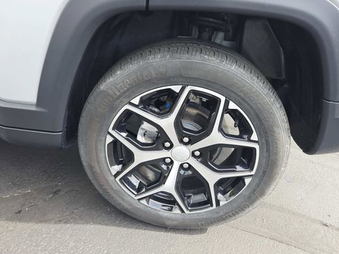 Used 2024 Jeep Compass Limited AWD/4WD image 18