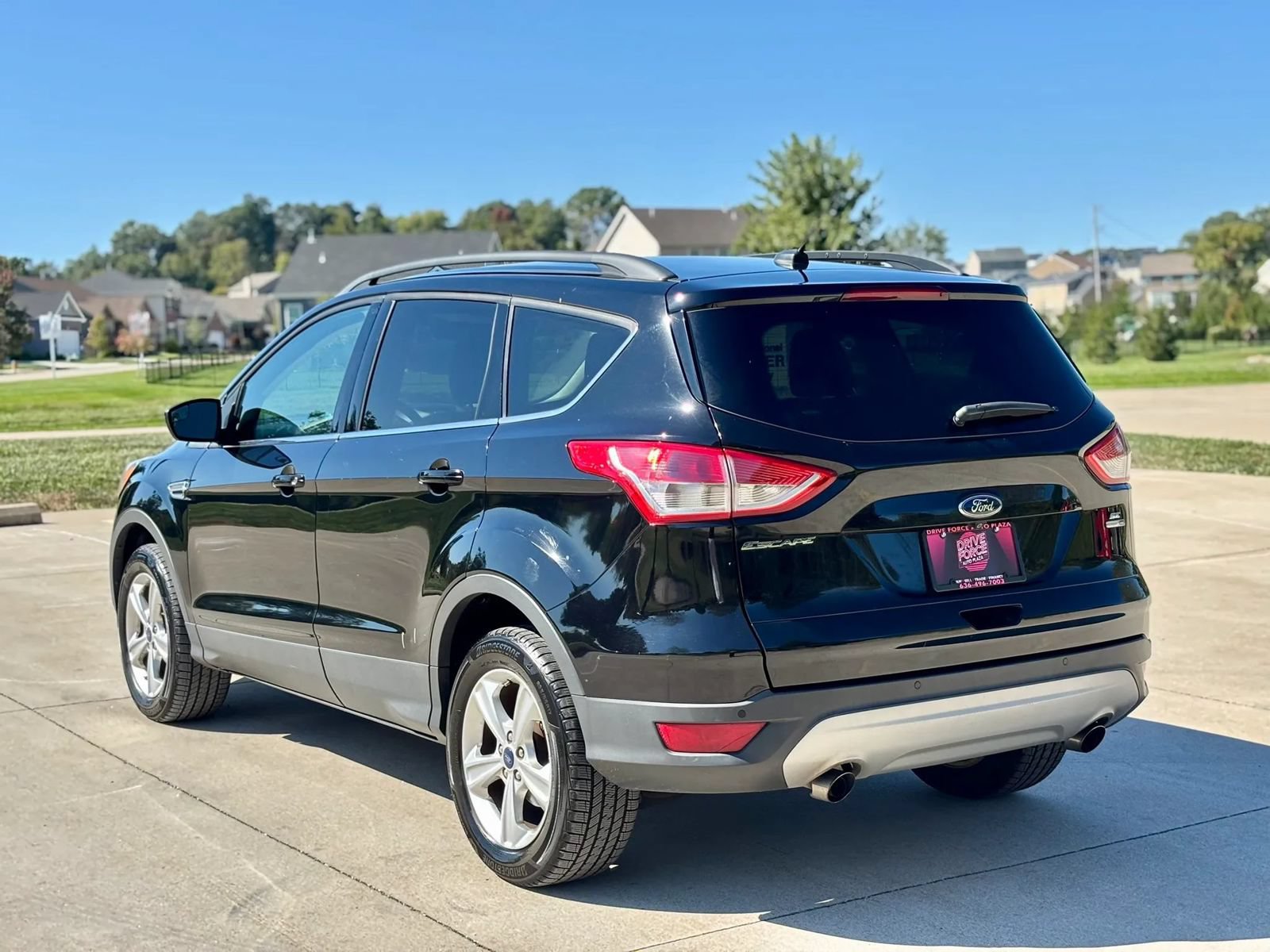 Used 2016 Ford Escape SE w/ Equipment Group 201A AWD/4WD image 8