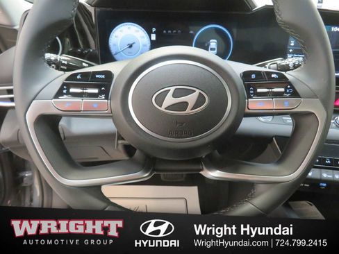 New 2026 Hyundai Elantra Limited FWD image 14