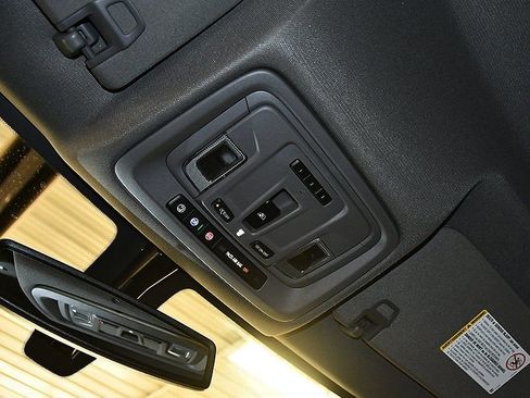 Used 2020 Chevrolet Silverado 2500 LT w/ All Star Edition image 28