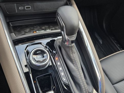 New 2026 GMC Canyon Denali image 34