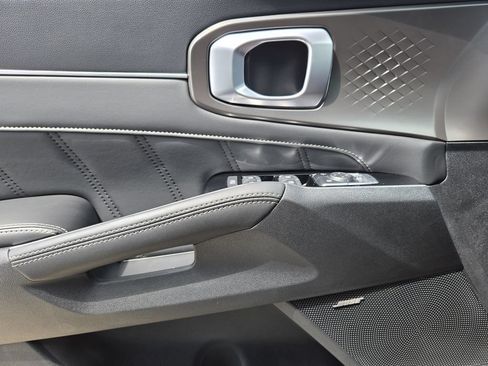 New 2026 Kia Sorento SX FWD image 18