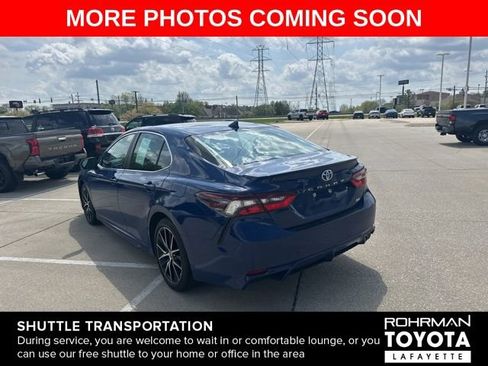 Used 2023 Toyota Camry SE w/ Cold Weather Package image 6