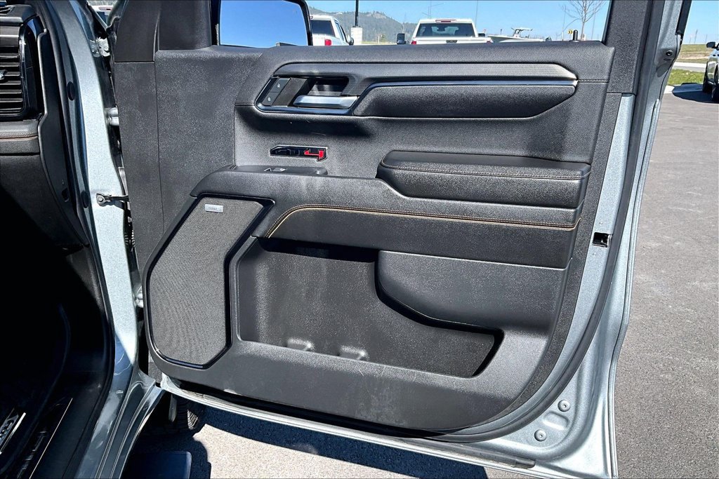 Used 2024 GMC Sierra 1500 AT4 w/ Technology Package AWD/4WD image 25