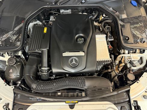 Used 2018 Mercedes-Benz C 300 Sedan image 45