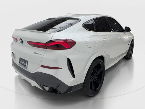 Used 2023 BMW X6 xDrive40i w/ M Sport Package AWD/4WD image 7