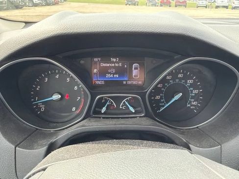 Used 2014 Ford Focus Titanium FWD image 16