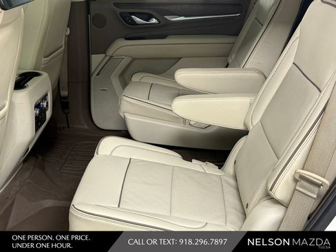 Used 2021 GMC Yukon Denali w/ Denali Premium Package AWD/4WD image 35