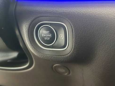 Used 2023 Mercedes-Benz GLS 450 4MATIC image 52