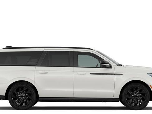 New 2026 Lincoln Navigator L Reserve w/ Jet Appearance Package AWD/4WD image 28