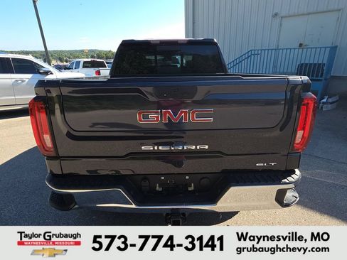 Used 2022 GMC Sierra 1500 SLT w/ SLT Convenience Package AWD/4WD image 5