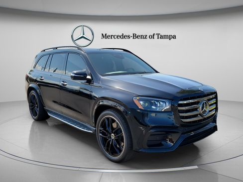 New 2026 Mercedes-Benz GLS 580 4MATIC image 4