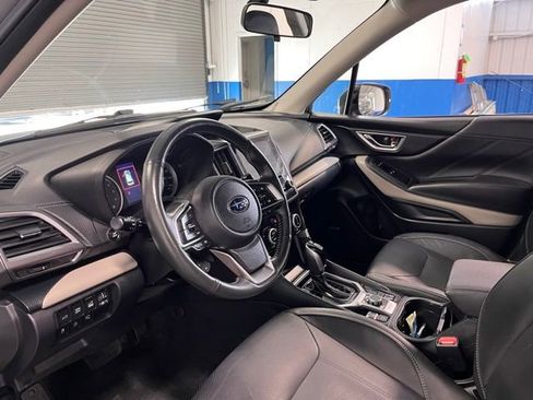 Used 2023 Subaru Forester Limited image 22