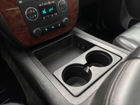Used 2012 Chevrolet Avalanche LT AWD/4WD image 26