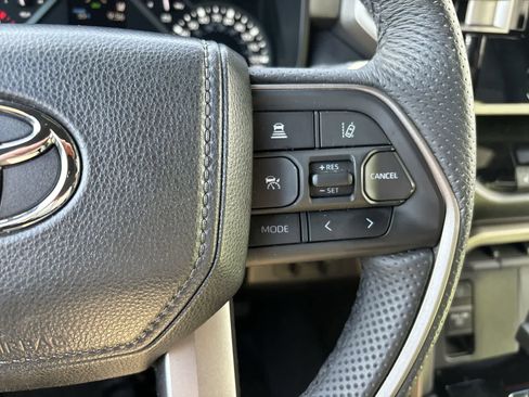 Used 2025 Toyota Tundra SR5 w/ SR5 Premium Package image 10