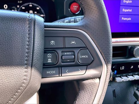 Certified 2026 Toyota 4Runner TRD Off-Road Premium AWD/4WD image 24