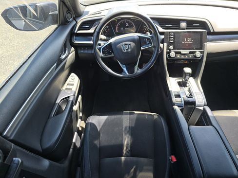 Used 2019 Honda Civic Sport image 24