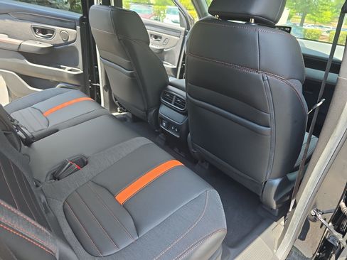 Used 2026 Honda Passport TrailSport image 11